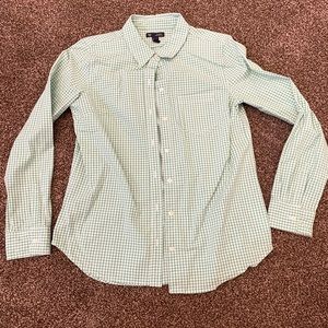 Women’s Gap Button-down Top